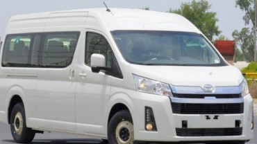 13 Seater High Roof